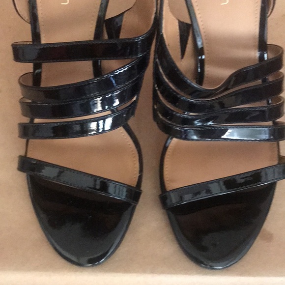 “NEW ARRIVALS”  Brand-new Women’s CALVIN KLEIN tegin strappy dress high heel - Picture 9 of 11